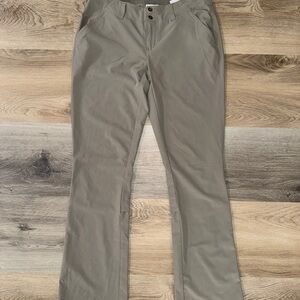 Columbia Woman’s Tan Hiking Pants